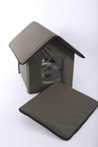 K H Pet Products Outdoor Kitty House Unheated 2